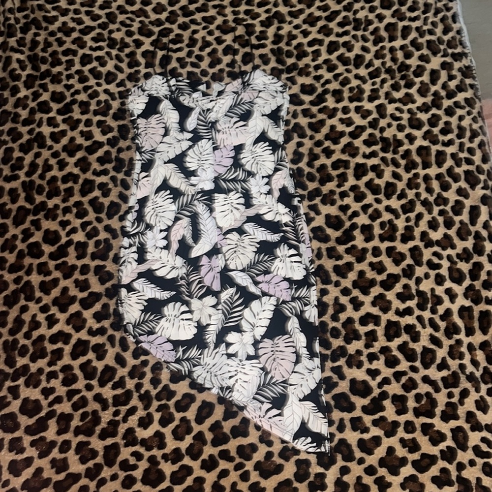 NWT 7DayWKND Hawaiian/floral dress size small - Picture 6 of 6
